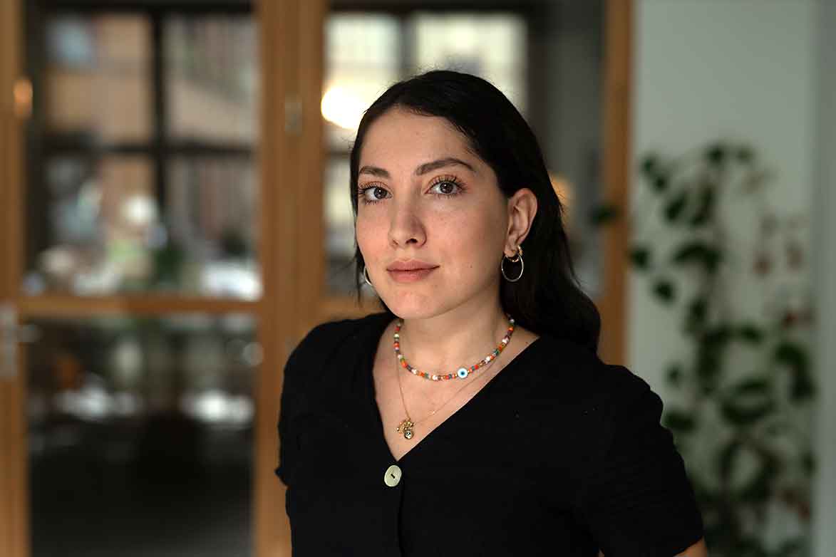 berrak-sue-sarikay_2023_full