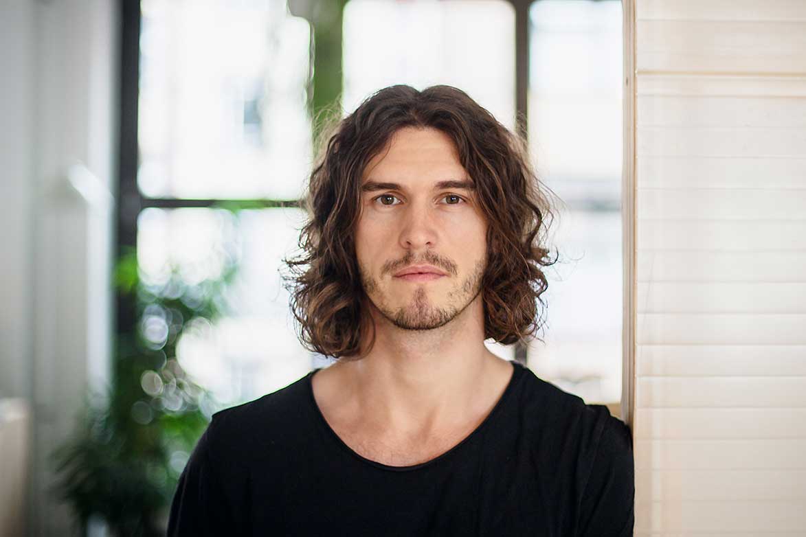 eduard-munkhart_full