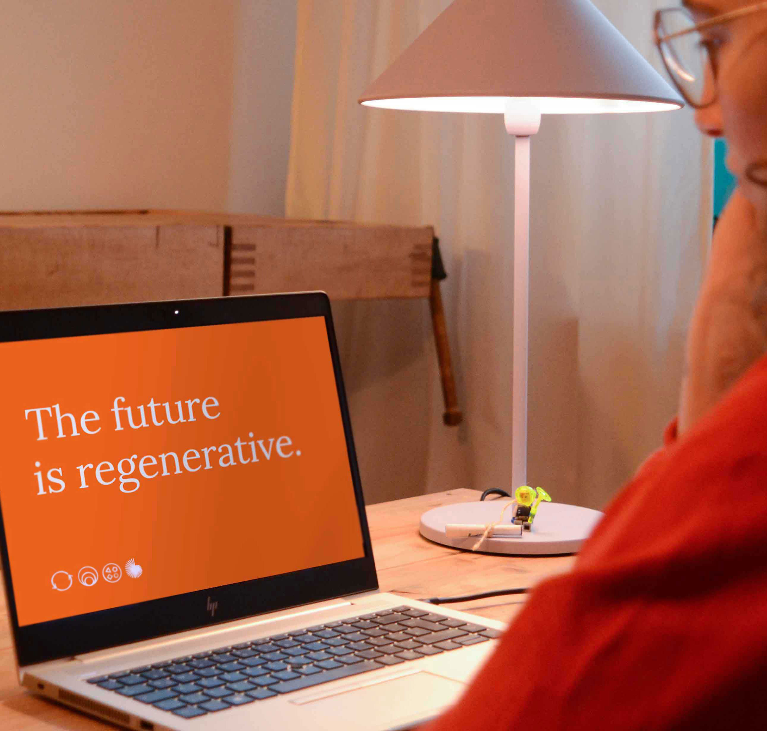 learning-journey-hero-thedive-50-50-2-4096x