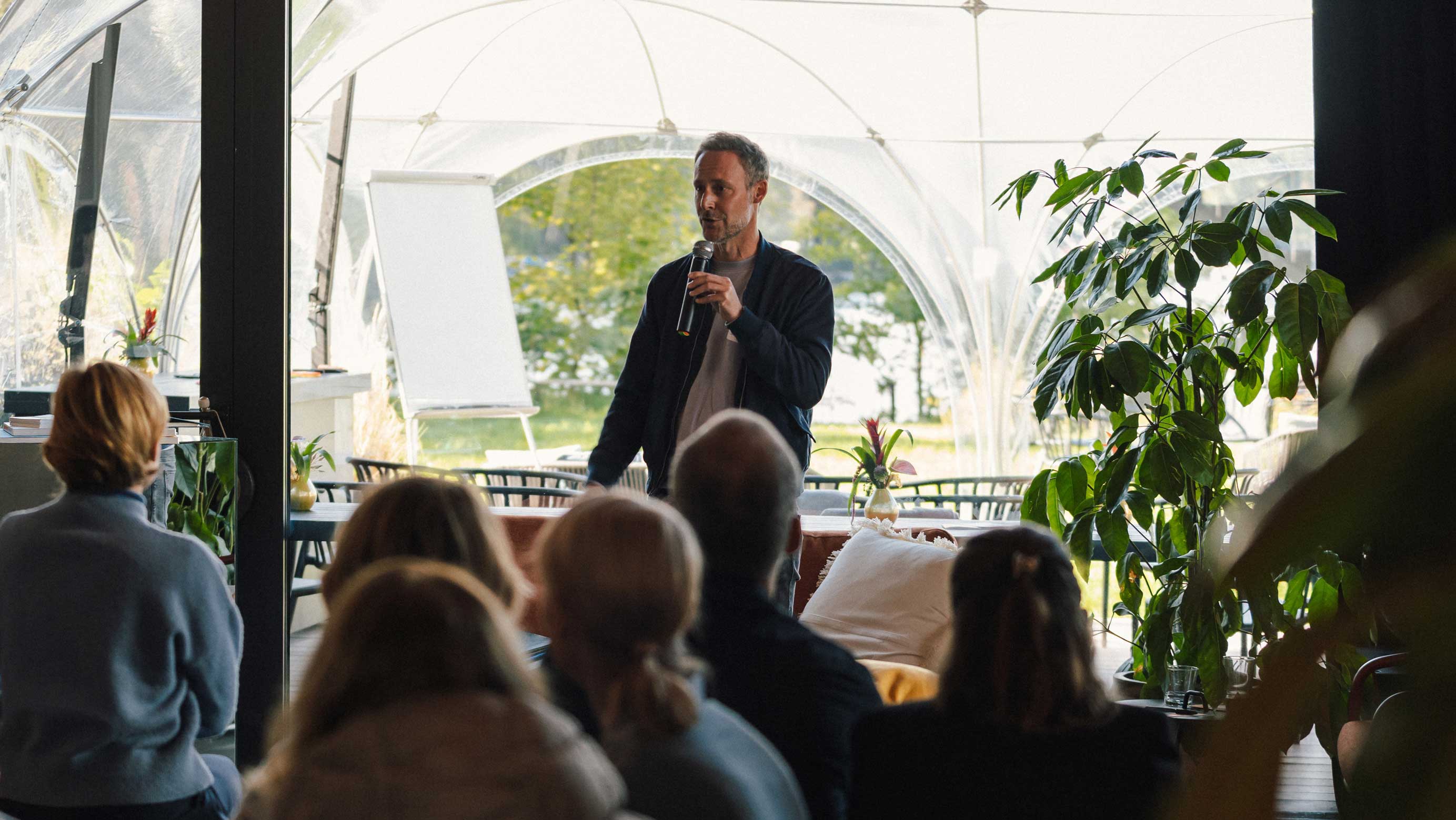 leadership_thedive_x2